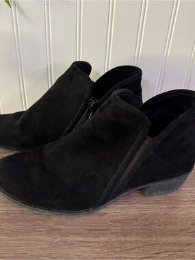 Kohl's Black Suede Low Heel Ankle Booties